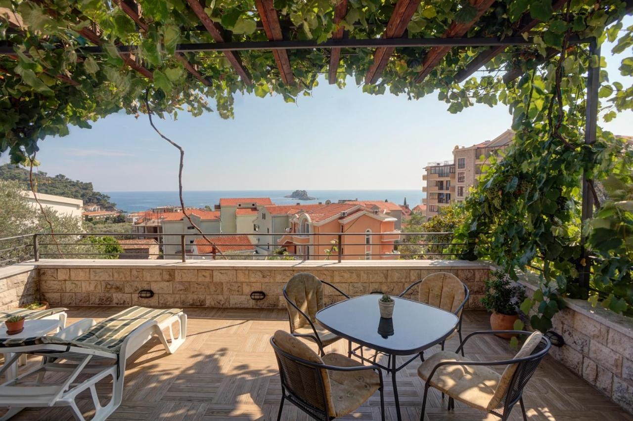 Apartments Minja Nerin Petrovac Exterior foto